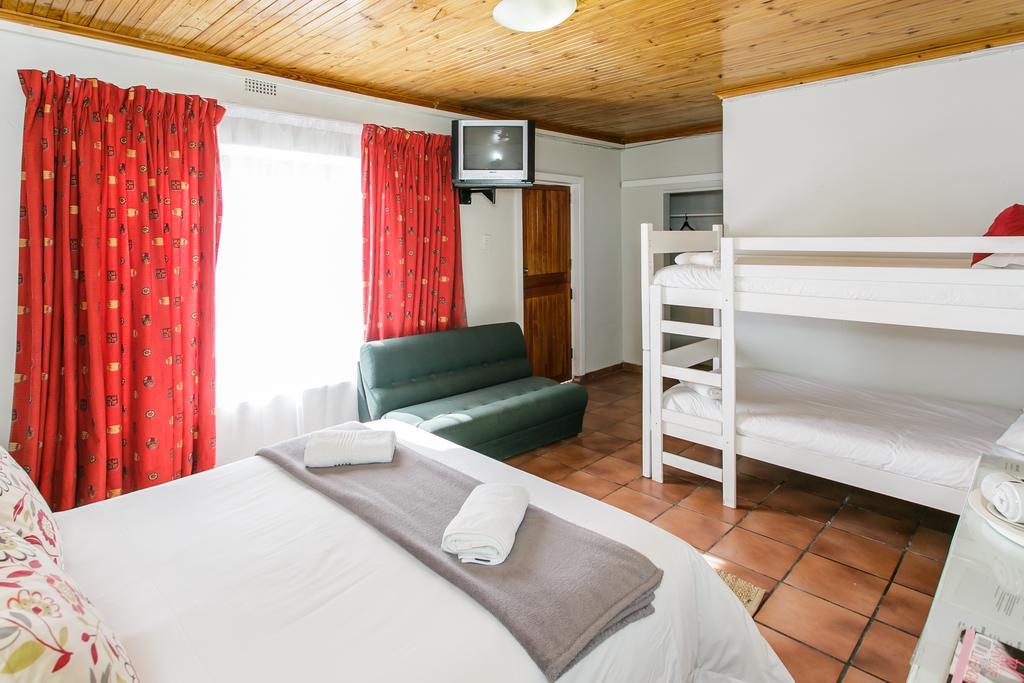 Wagon Wheel Country Lodge Beaufort West Exterior foto