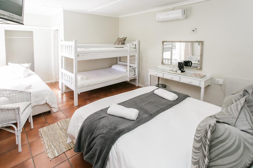 Wagon Wheel Country Lodge Beaufort West Exterior foto